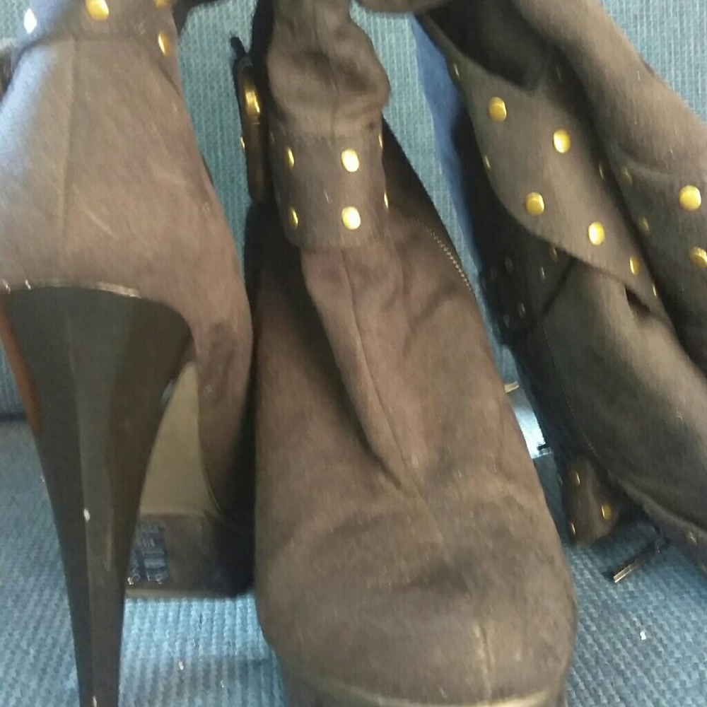 Microfiber Platform High Heel Boot. - Picture 3 of 3